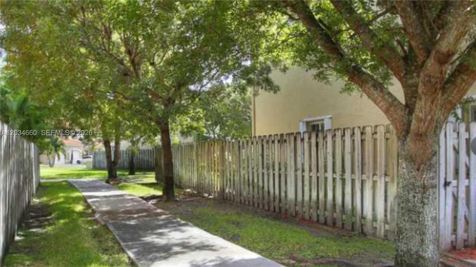 14213 SW 126th Pl, Miami FL 33186 — 10