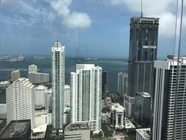 55 SW 9 St # 1605, Miami FL 33130 — 17