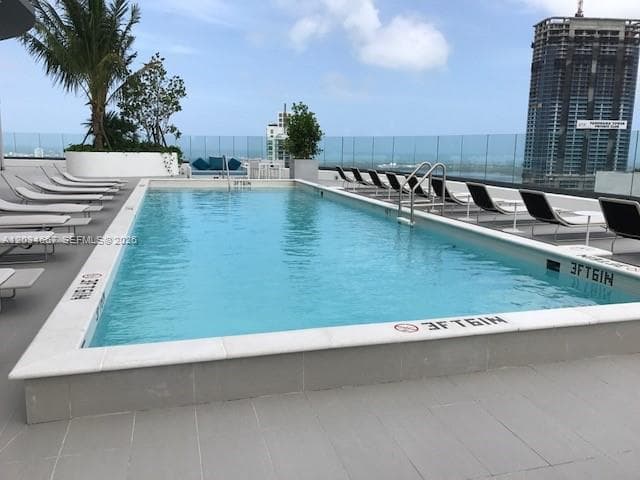 55 SW 9 St # 1605, Miami FL 33130 — 5
