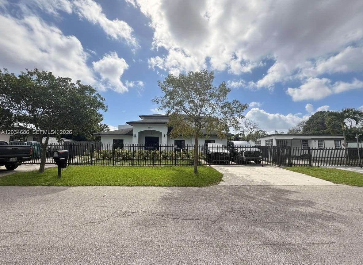 1720 NW 110th Ter # B, Miami FL 33167 — 14