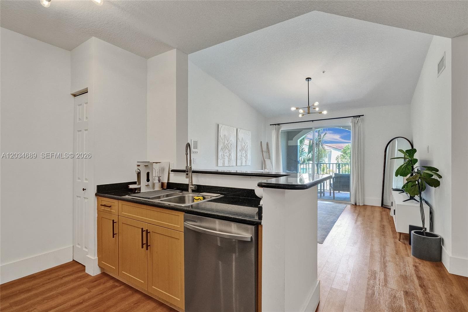 6841 SW 44th St # 305, Miami FL 33155 — 14