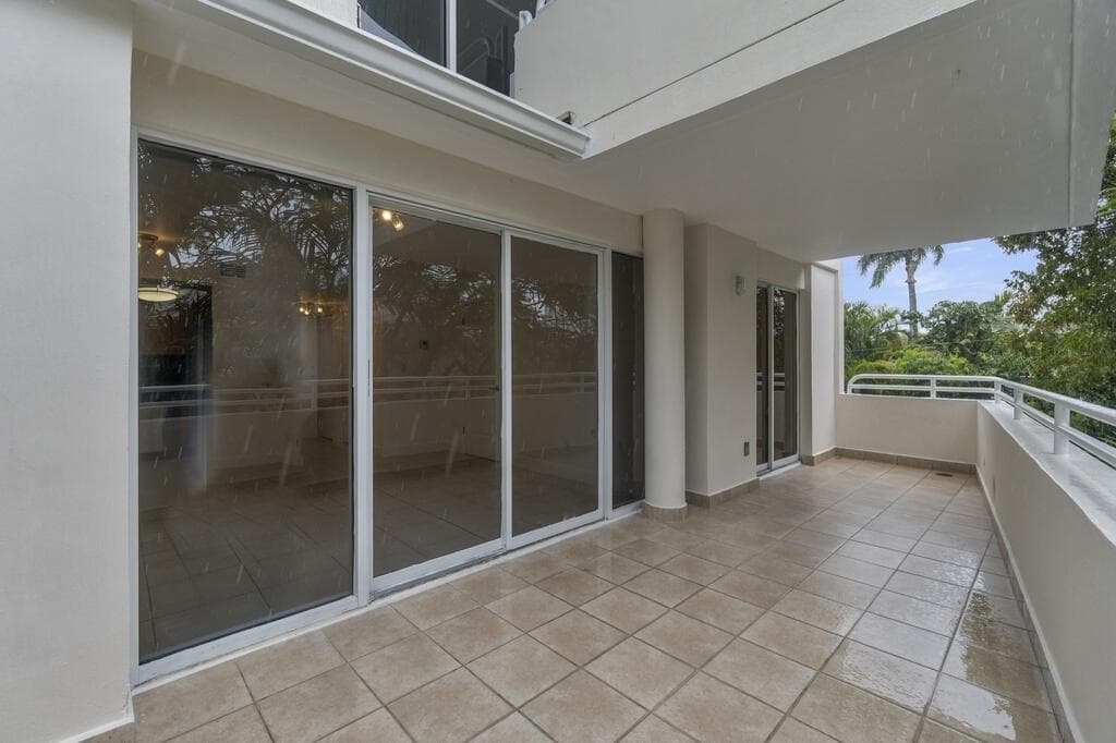 2100 Brickell Avenue # 305, Miami FL 33129 — 23