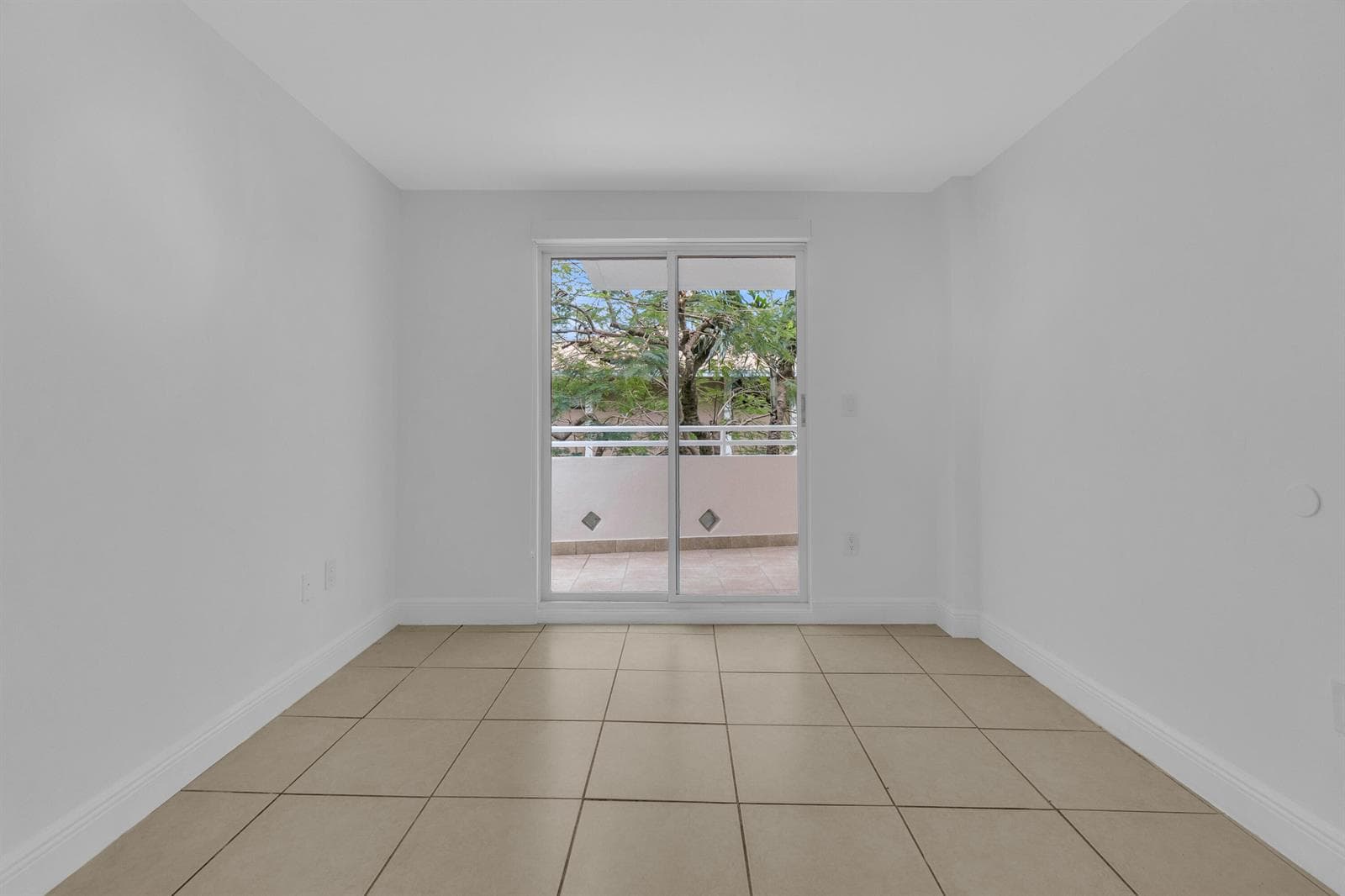 2100 Brickell Avenue # 305, Miami FL 33129 — 9