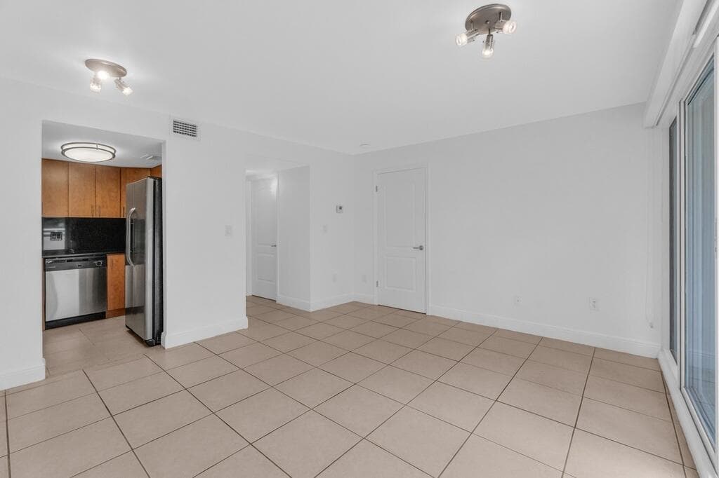 2100 Brickell Avenue # 305, Miami FL 33129 — 19
