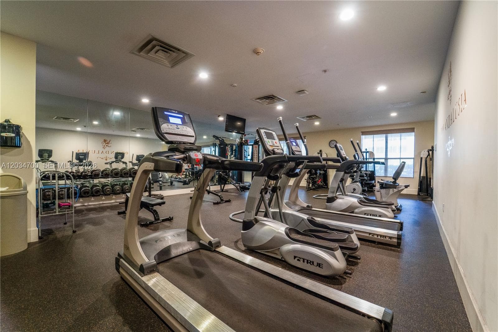 100 Andalusia Ave # 410, Coral Gables FL 33134 — 39