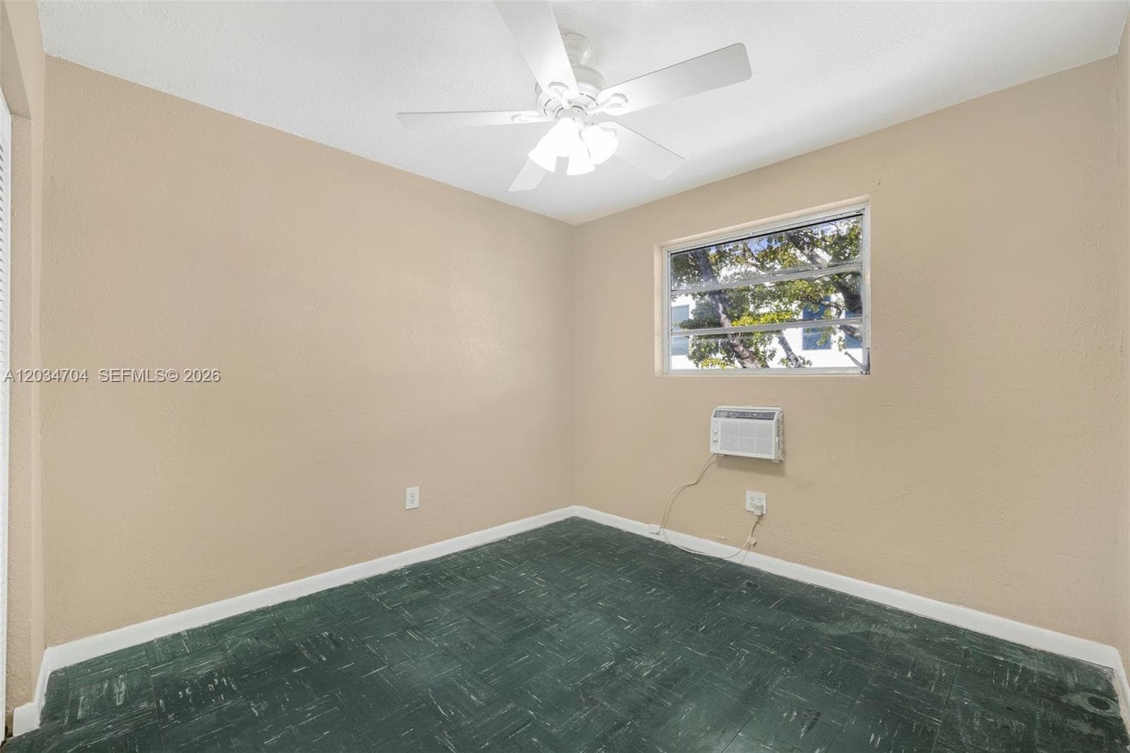 126 SW 18th Ave # 11, Miami FL 33135 — 11