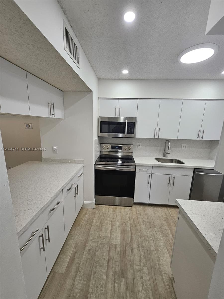 19800 SW 103rd Ct # 201, Cutler Bay FL 33157 — 1