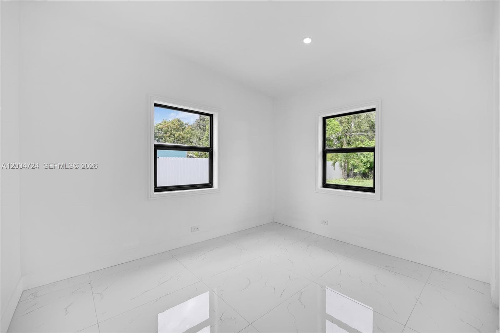 16410 NW 22nd Ct, Miami Gardens FL 33054 — 20