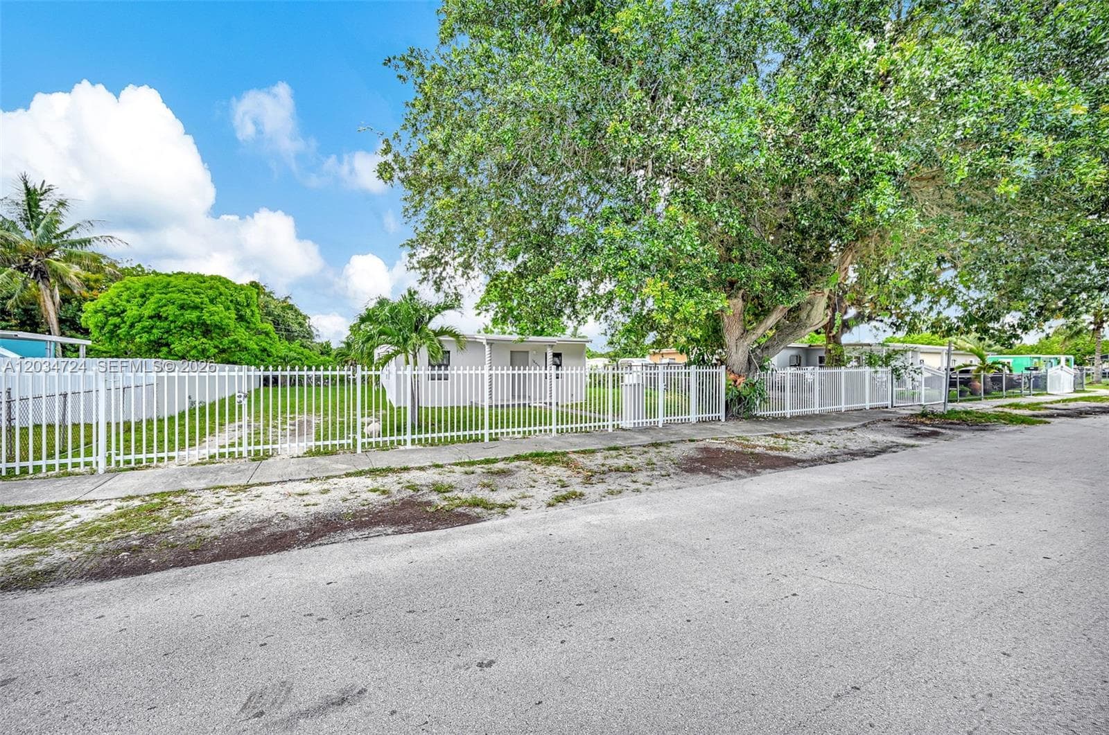 16410 NW 22nd Ct, Miami Gardens FL 33054 — 10