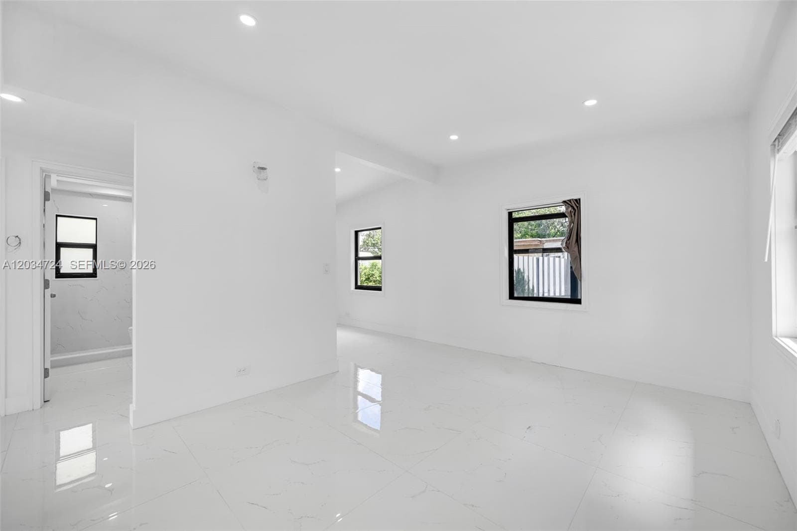 16410 NW 22nd Ct, Miami Gardens FL 33054 — 35