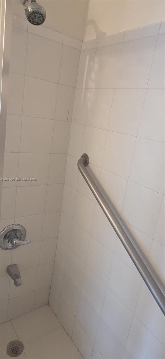 8000 SW 81st Dr # 209, Miami FL 33143 — 20