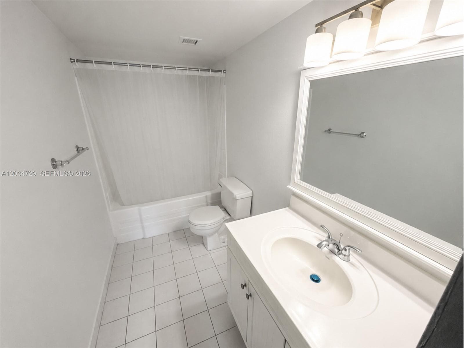 13499 Biscayne Blvd # 504, North Miami FL 33181 — 12