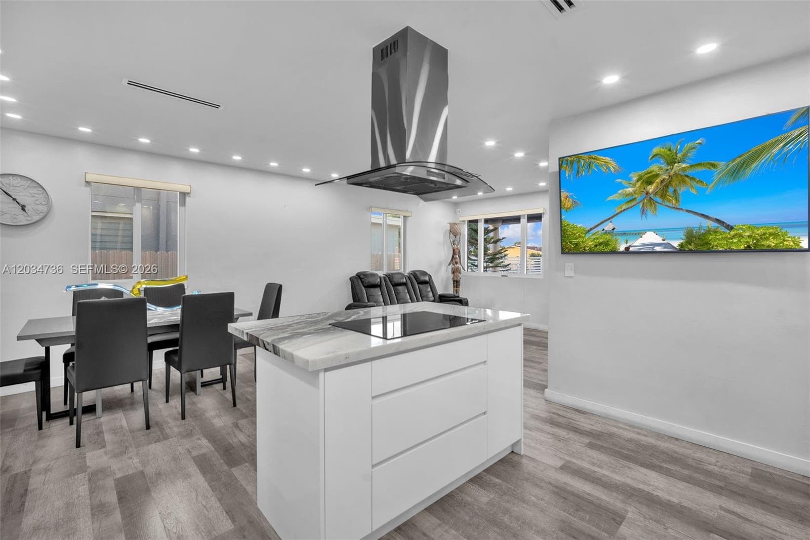 380 W 30th St, Hialeah FL 33012 — 23