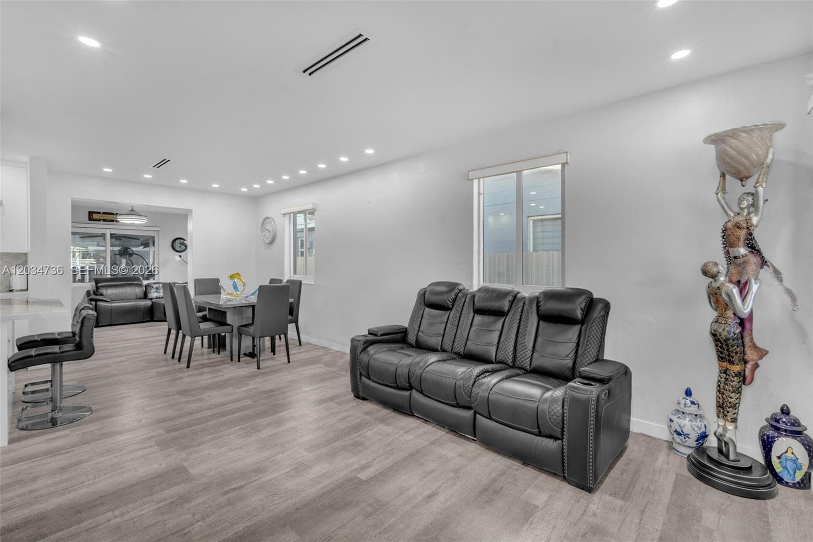 380 W 30th St, Hialeah FL 33012 — 17
