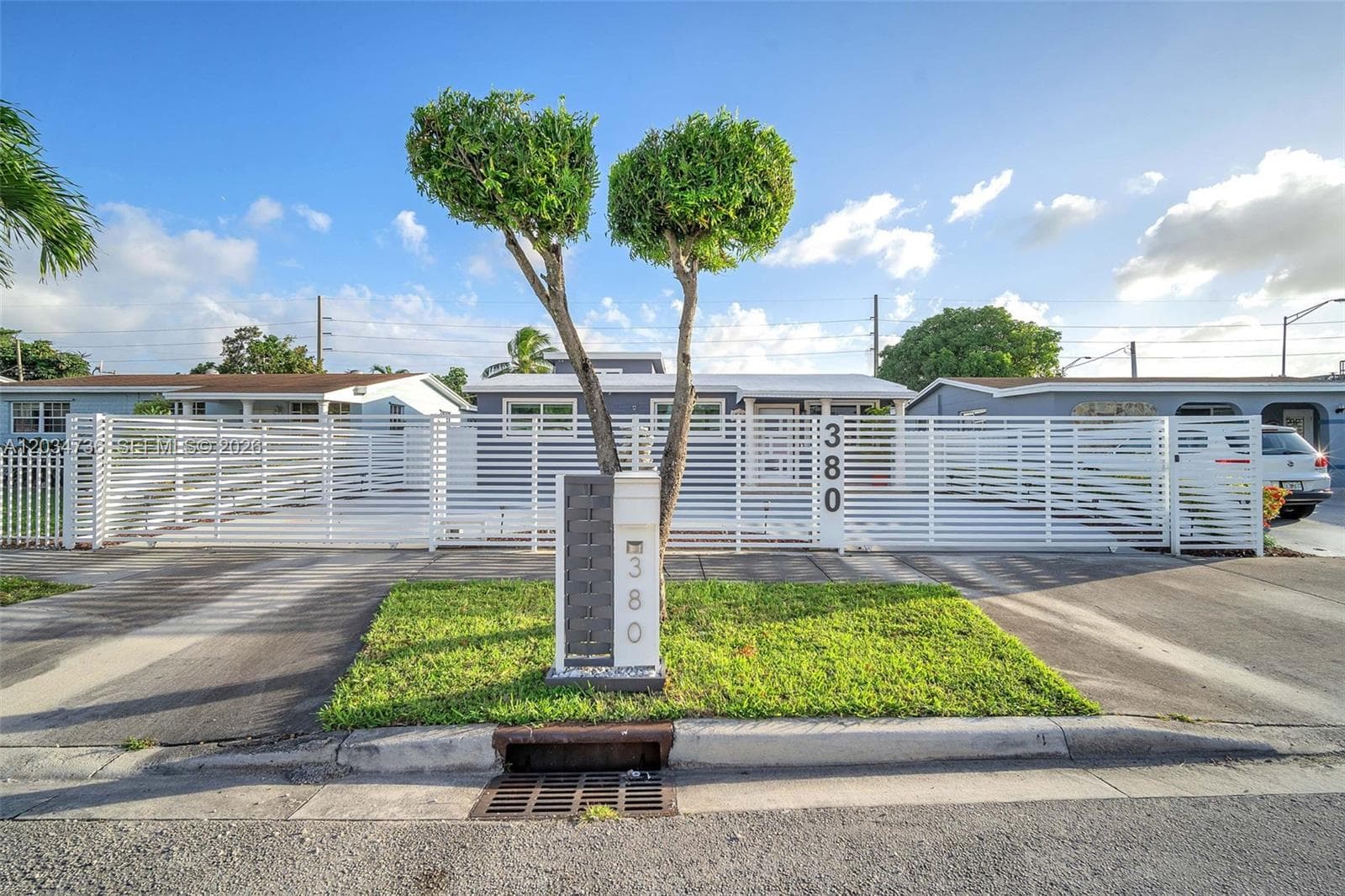 380 W 30th St, Hialeah FL 33012 — 15