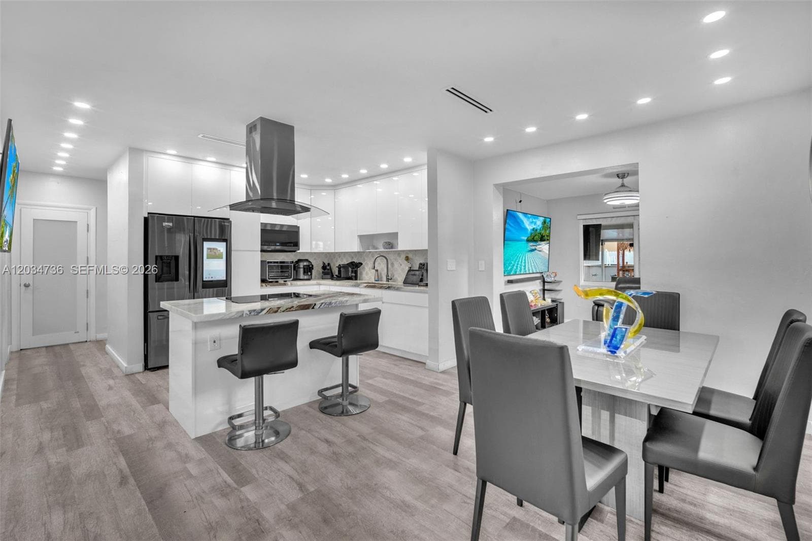 380 W 30th St, Hialeah FL 33012 — 19