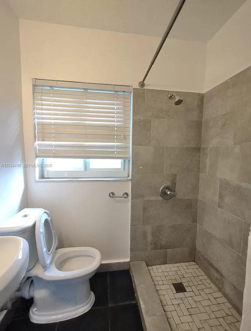 635 SW 16th Ave # 3, Miami FL 33135 — 7