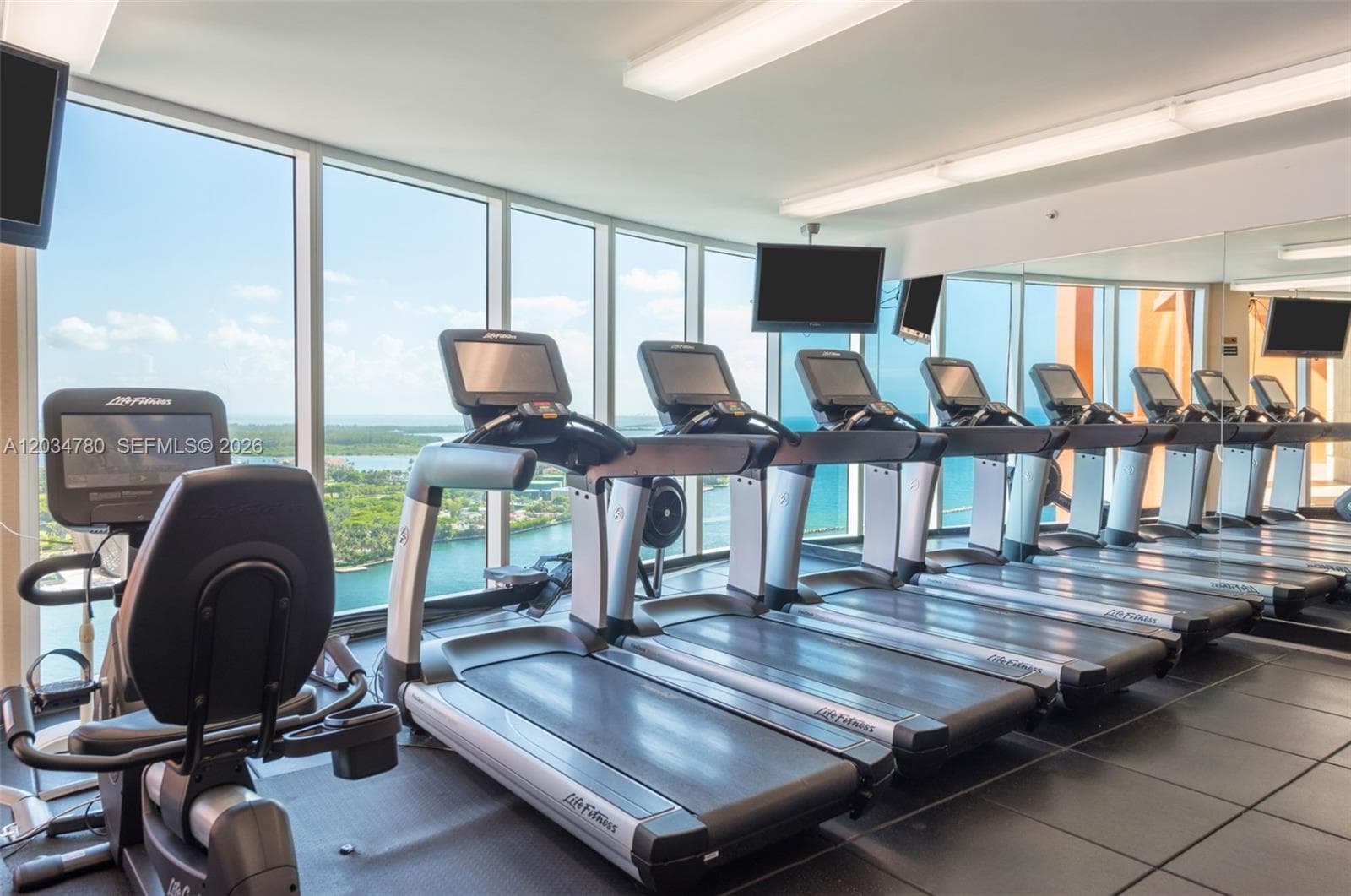 300 S POINTE DR # 809, Miami Beach FL 33139 — 47