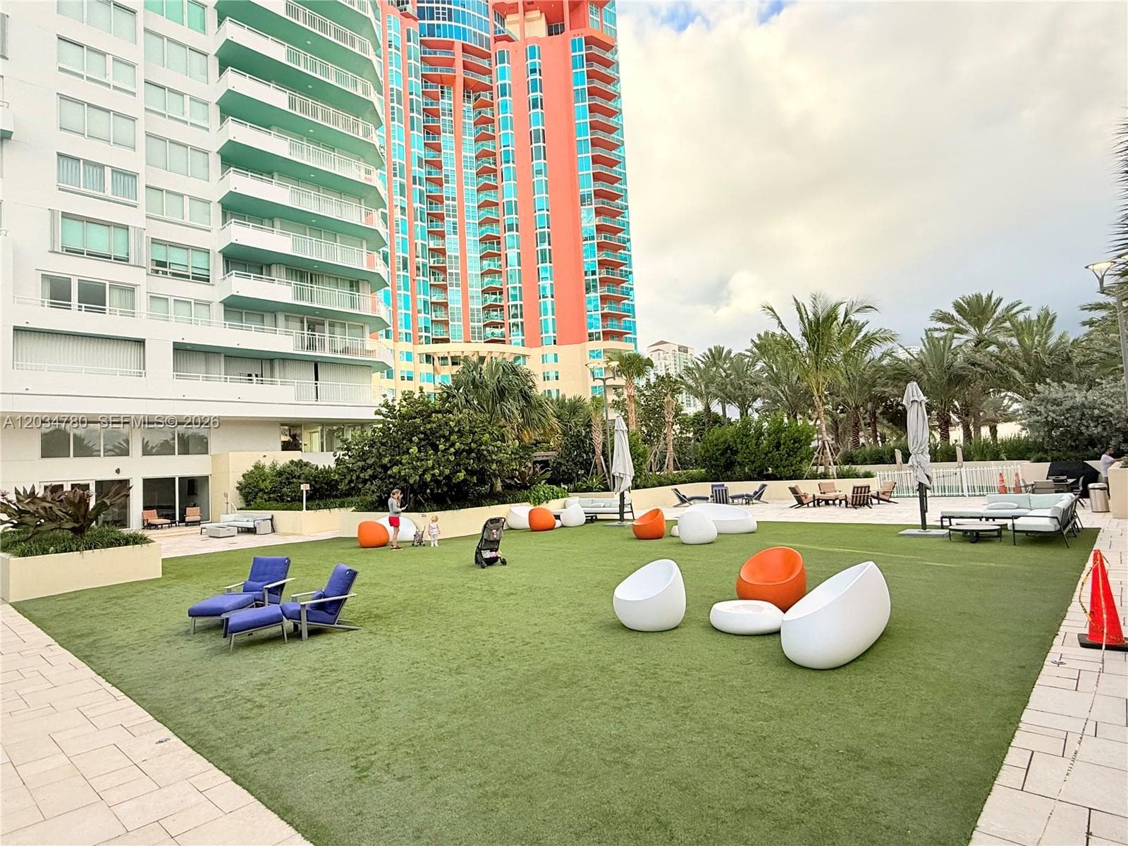 300 S POINTE DR # 809, Miami Beach FL 33139 — 43