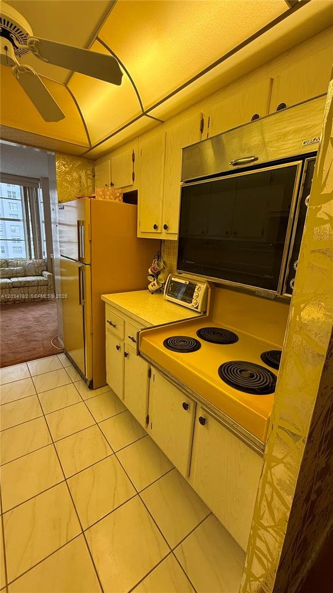 231 174th St # 911, Sunny Isles Beach FL 33160 — 20