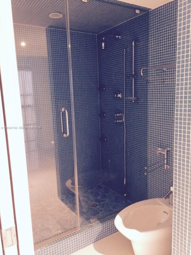 600 NE 36th St # 622, Miami FL 33137 — 11