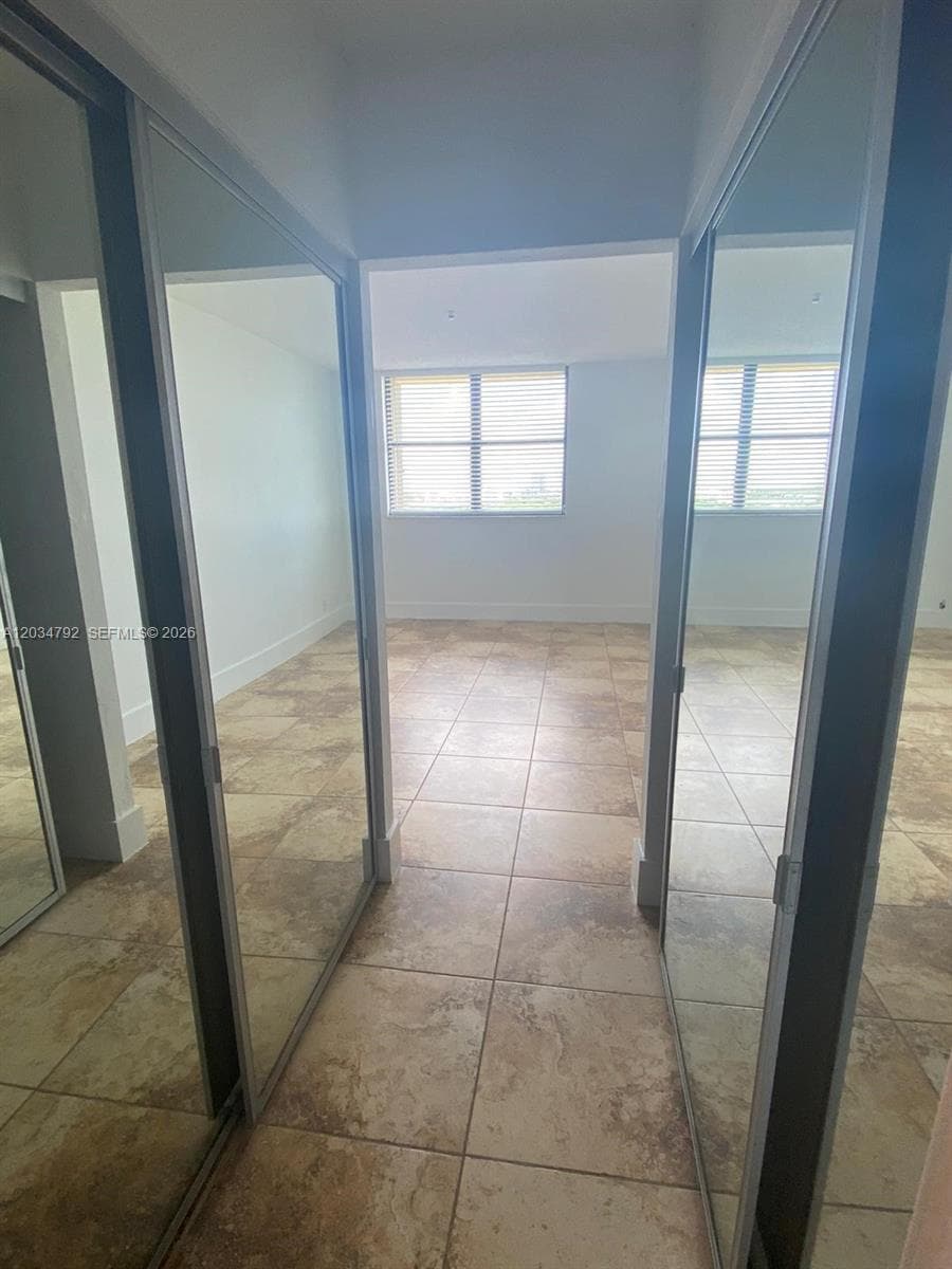 2450 NE 135th St # 1012, North Miami FL 33181 — 17