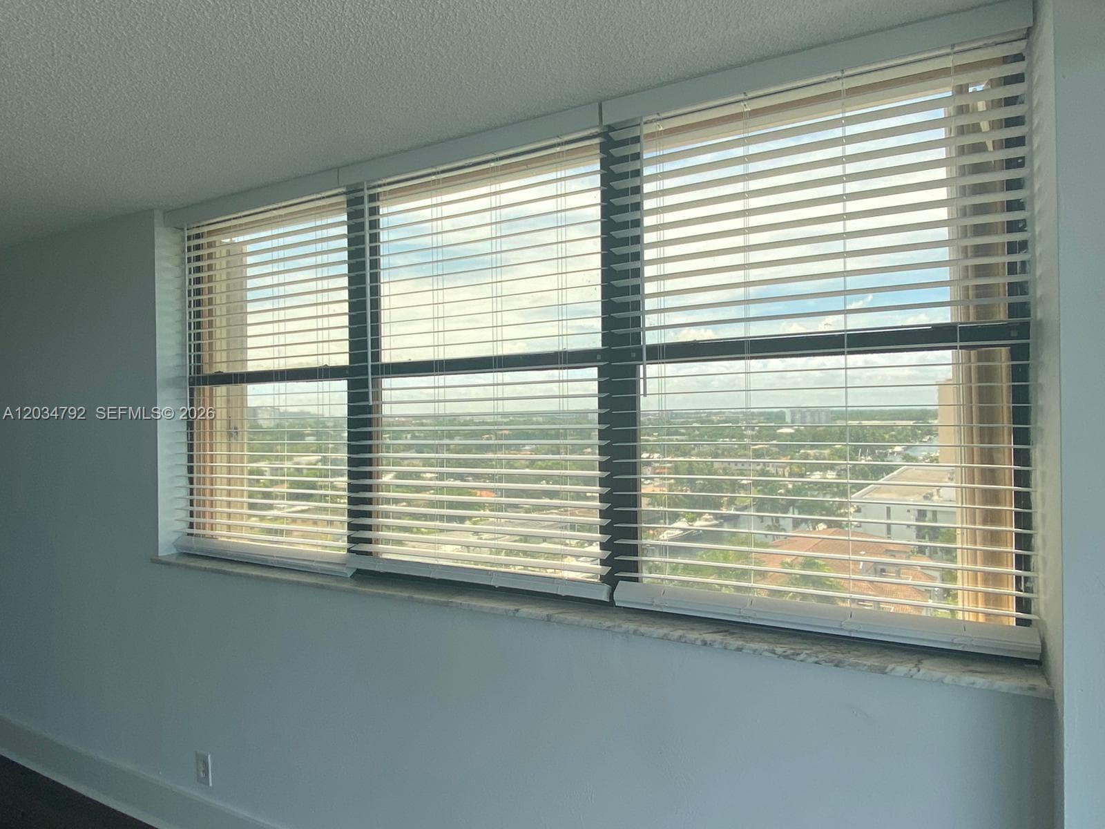 2450 NE 135th St # 1012, North Miami FL 33181 — 21