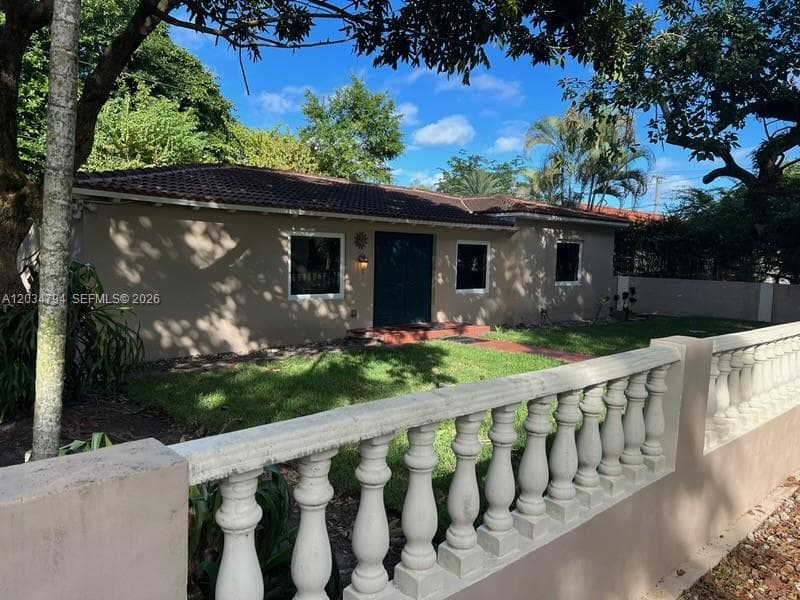 4427 SW 16th St, Miami FL 33134 — 2