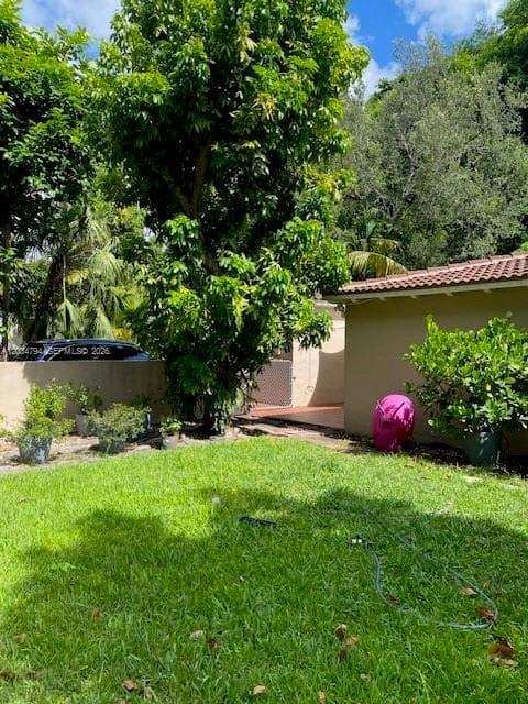 4427 SW 16th St, Miami FL 33134 — 16