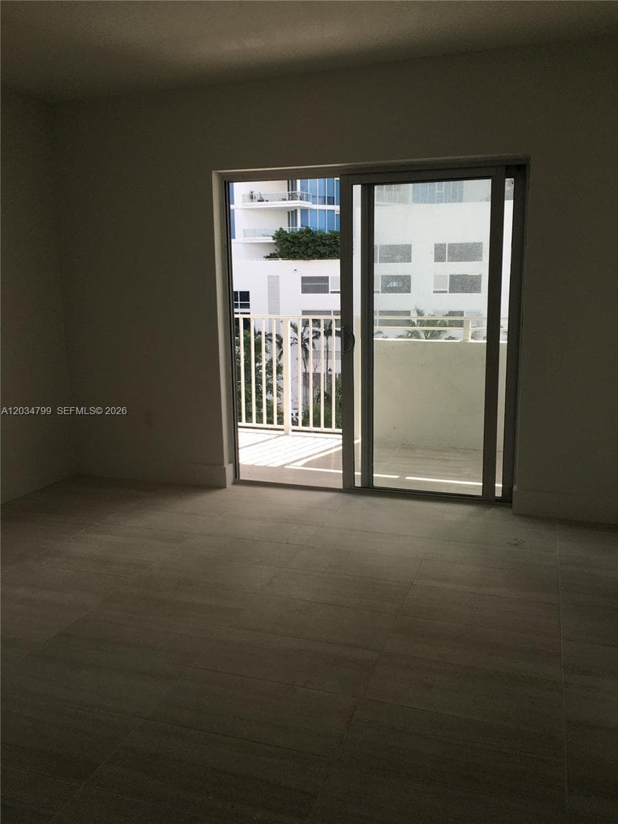 395 NE 21st St # 403, Miami FL 33137 — 16