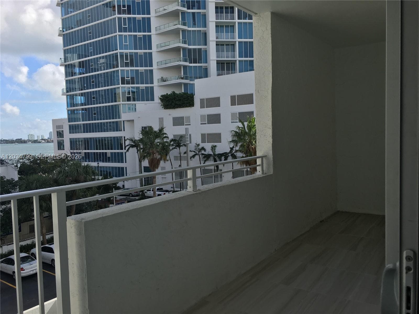395 NE 21st St # 403, Miami FL 33137 — 3