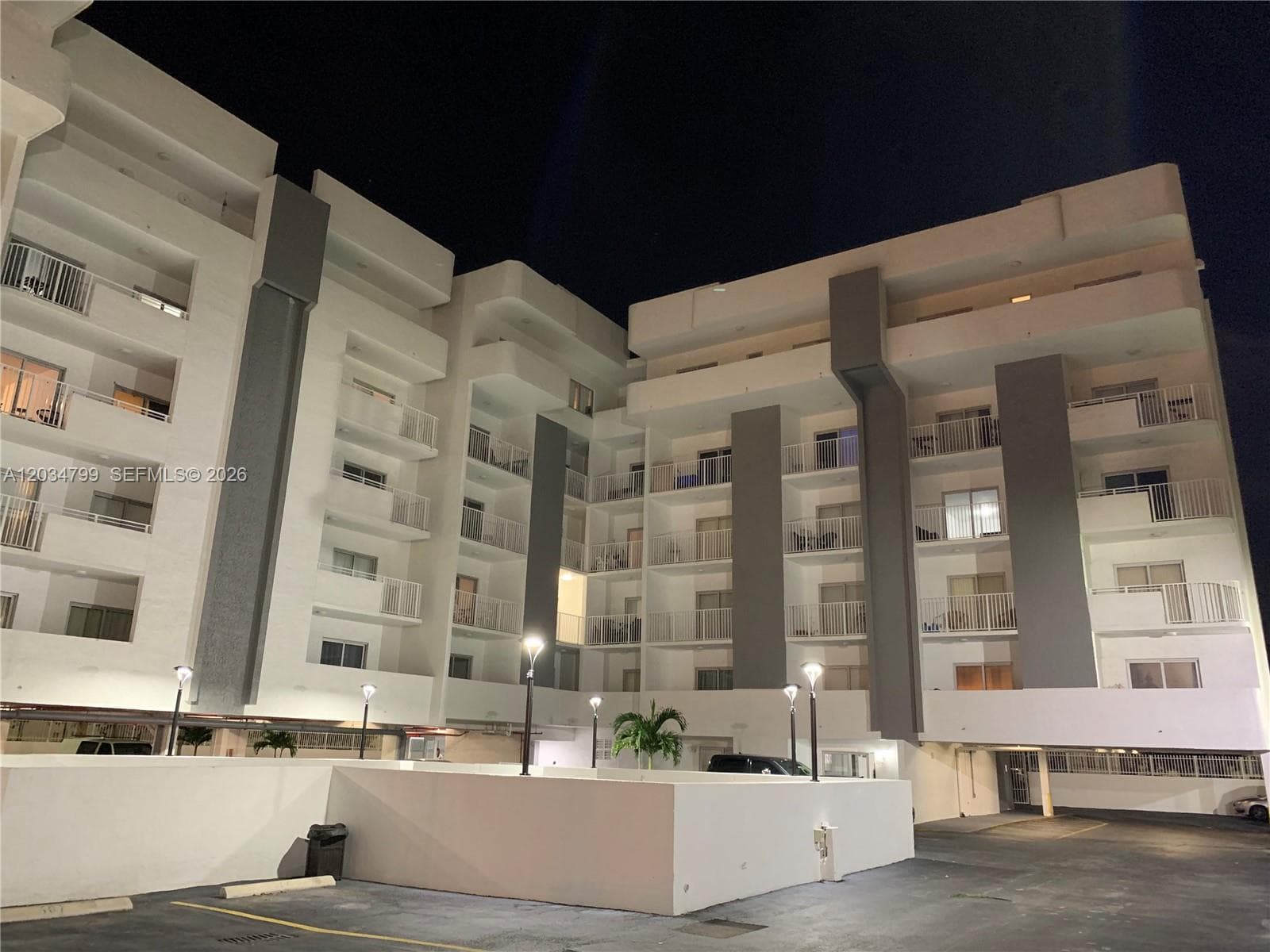 395 NE 21st St # 403, Miami FL 33137 — 1