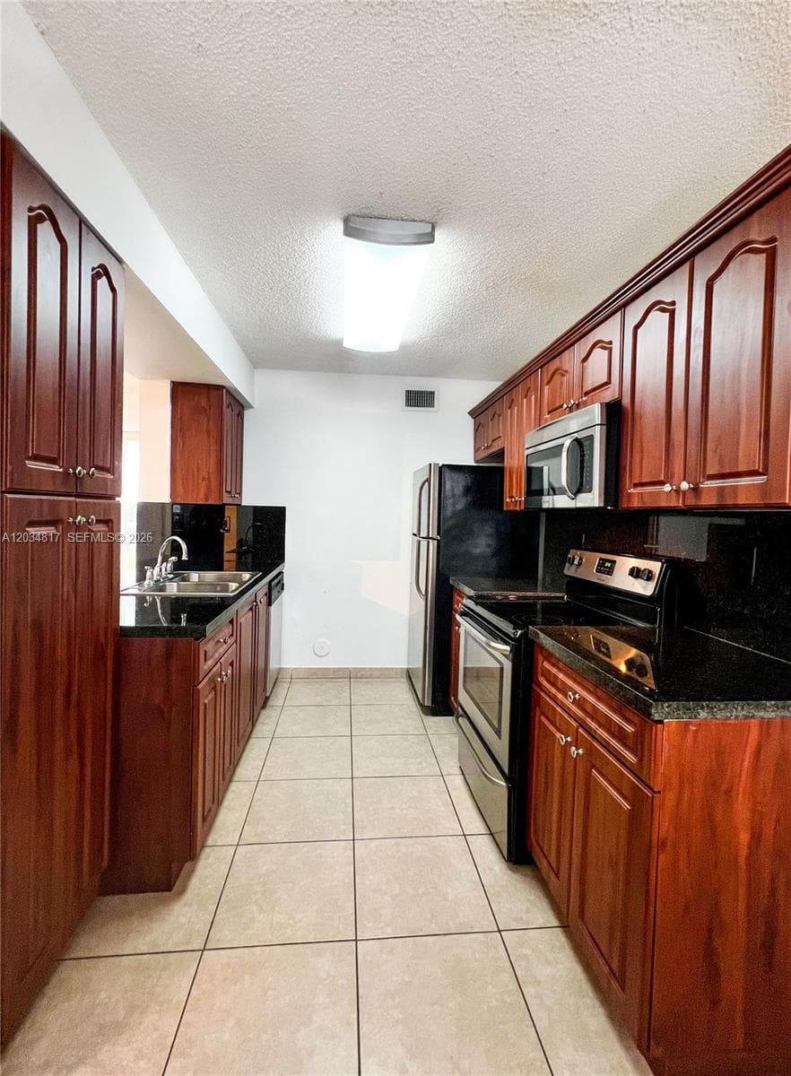 9767 NW 46th Ter # 109, Doral FL 33178 — 3