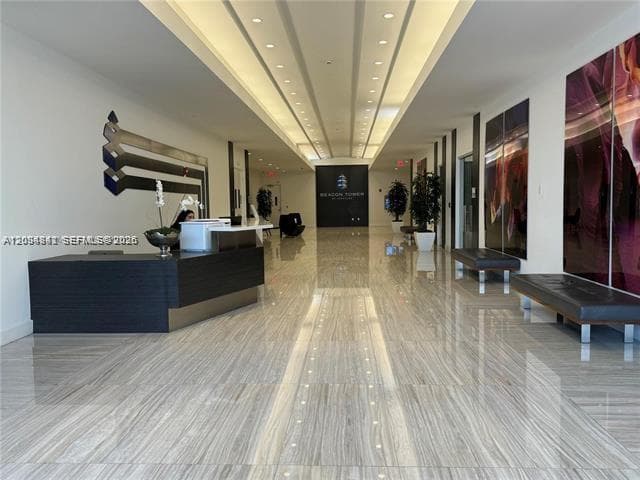 20200 W Dixie Hwy # 1008, Miami FL 33180 — 27