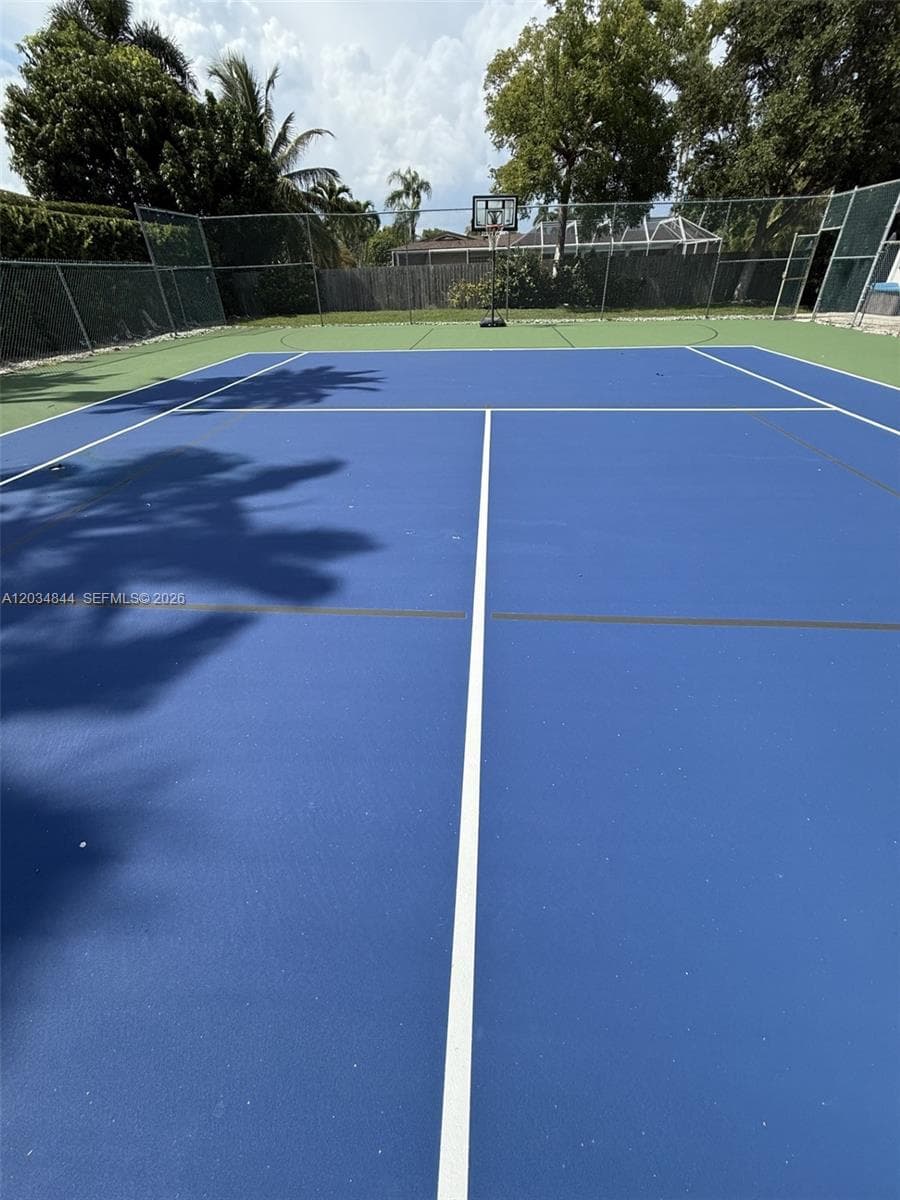 17640 Old Cutler Rd, Palmetto Bay FL 33157 — 46