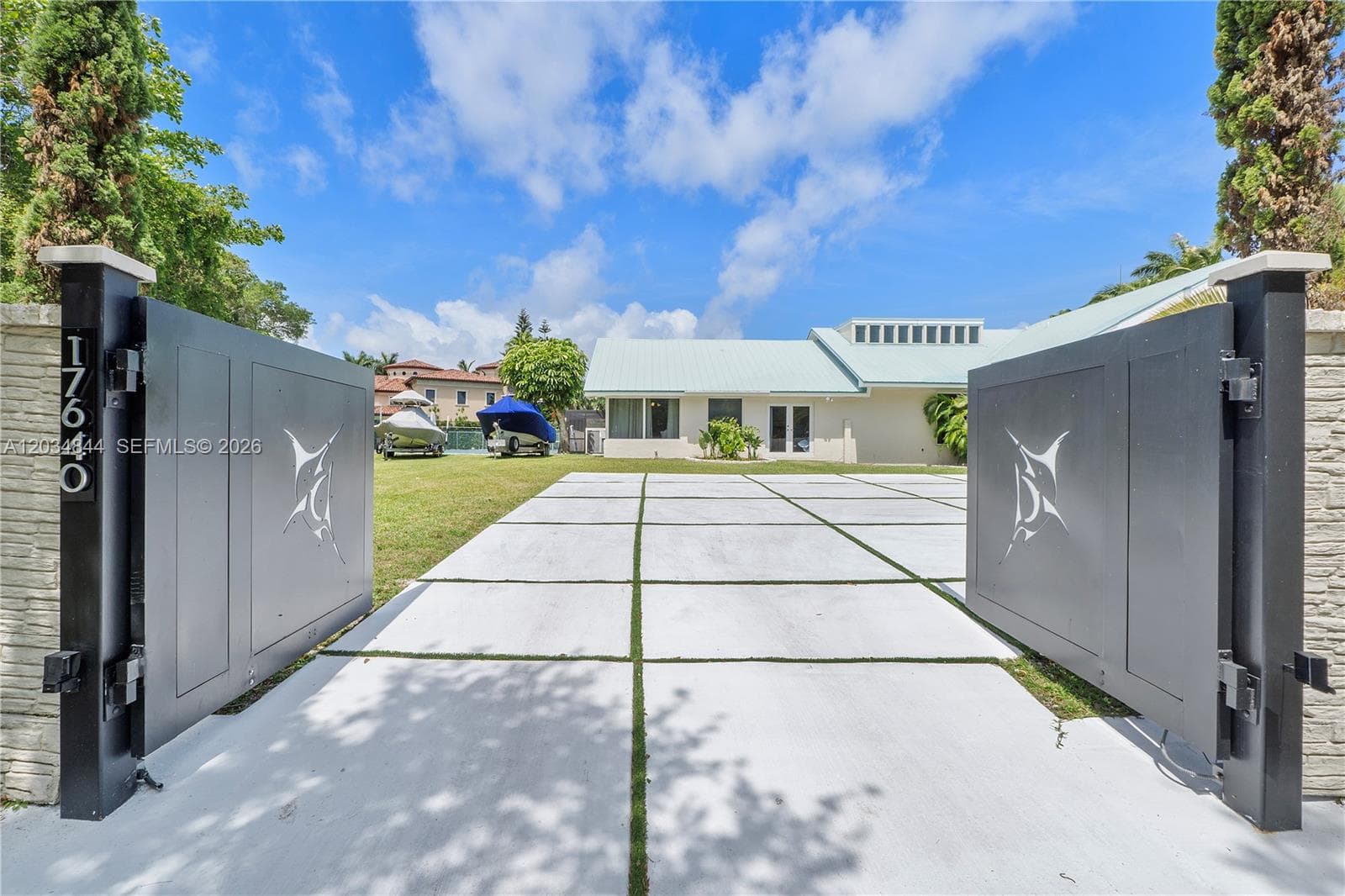 17640 Old Cutler Rd, Palmetto Bay FL 33157 — 1
