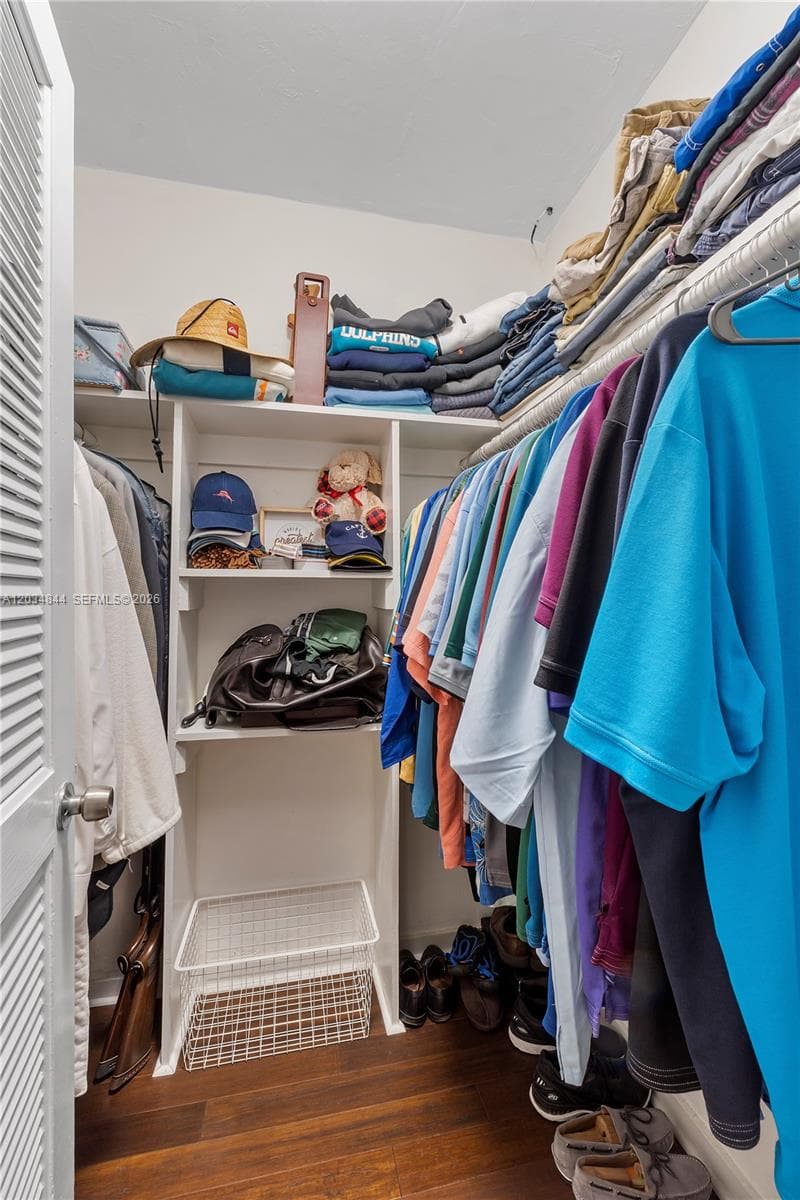 17640 Old Cutler Rd, Palmetto Bay FL 33157 — 34