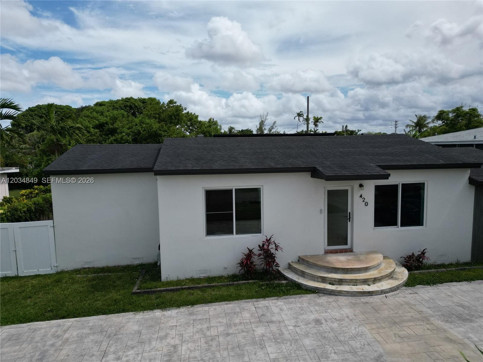 420 NW 145th St, Miami FL 33168 — 8
