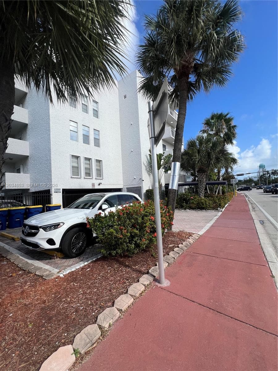 6545 Indian Creek Dr # 509, Miami Beach FL 33141 — 3