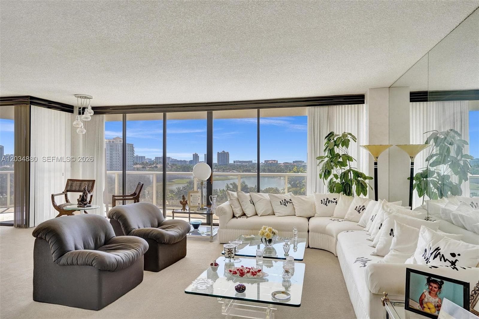 20281 E Country Club Dr # 615, Aventura FL 33180 — 1