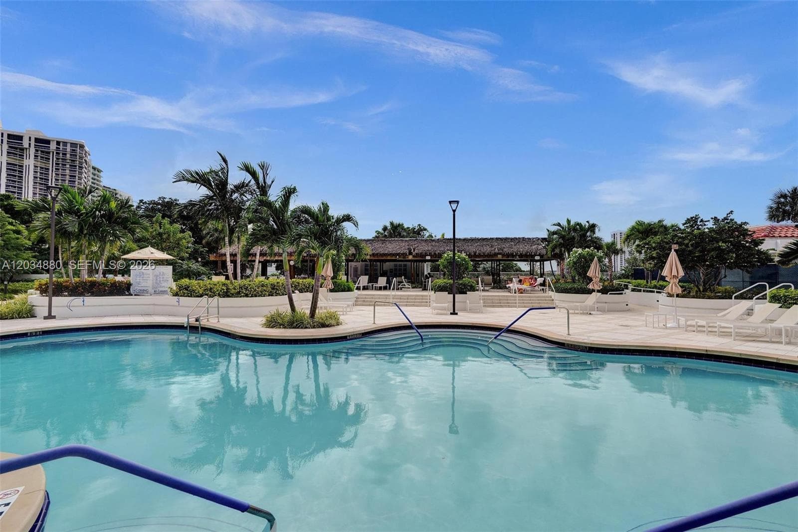 20281 E Country Club Dr # 615, Aventura FL 33180 — 33