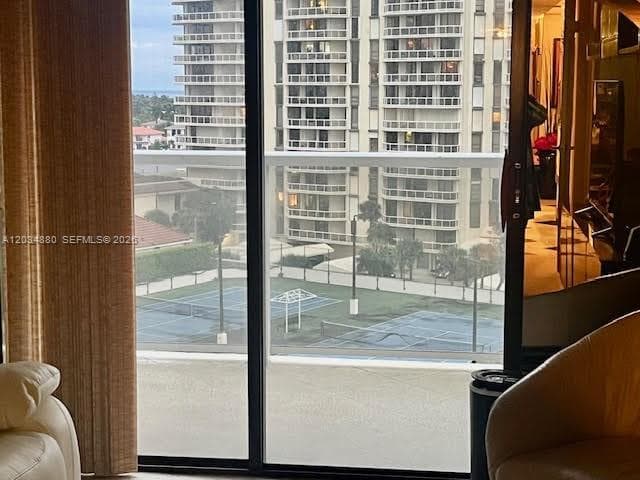 20281 E Country Club Dr # 615, Aventura FL 33180 — 11
