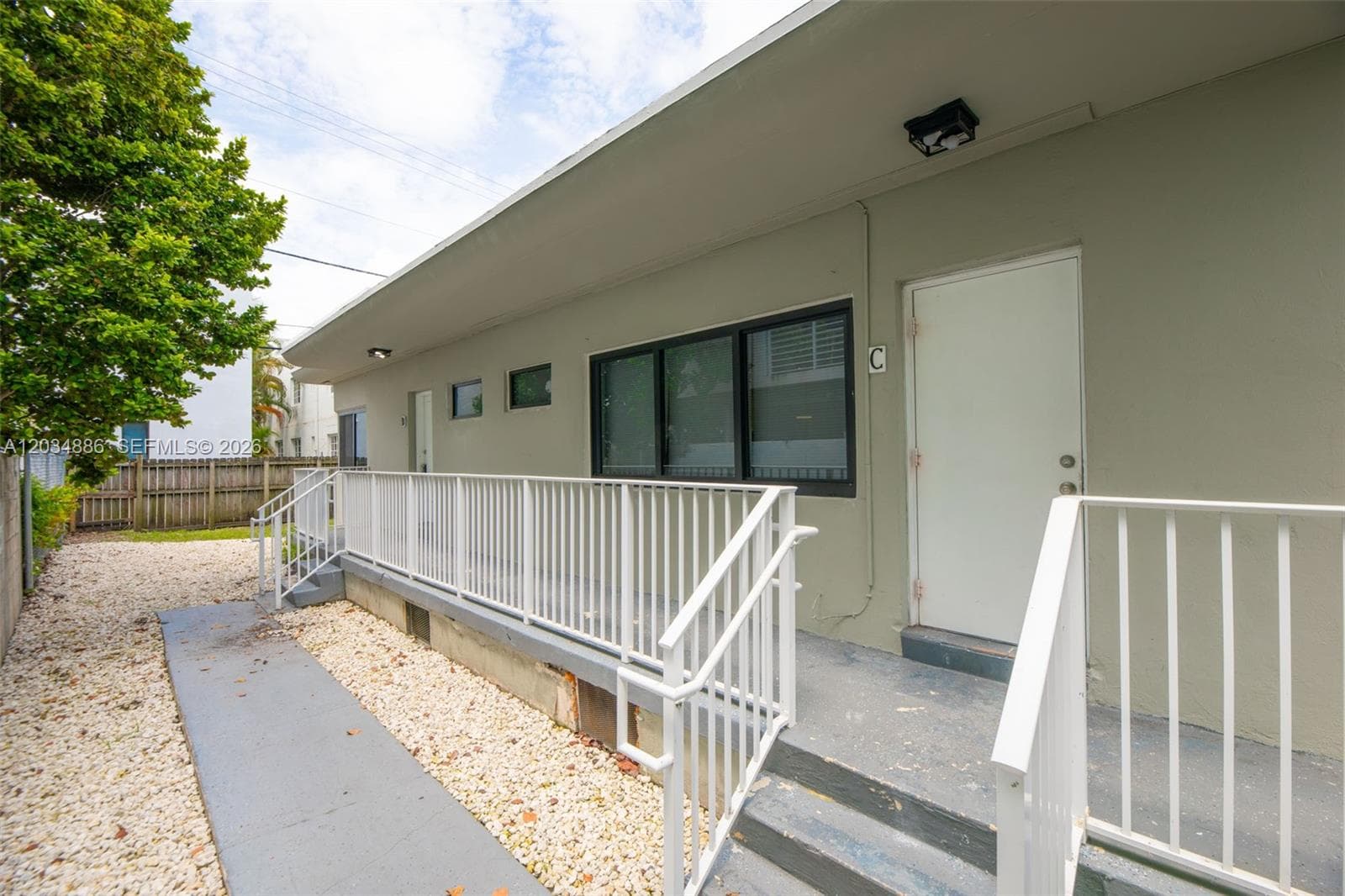 1980 Biarritz Dr, Miami Beach FL 33141 — 10