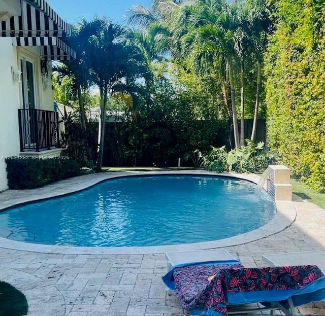 335 W Enid Dr, Key Biscayne FL 33149 — 36
