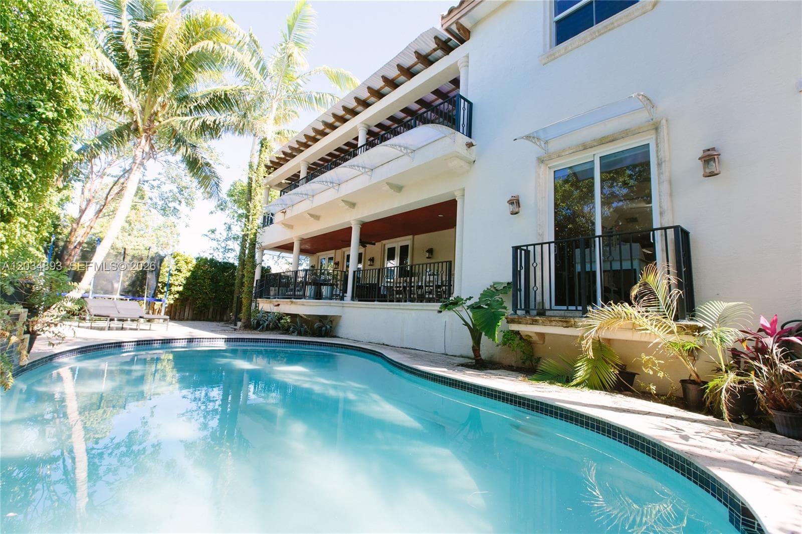 335 W Enid Dr, Key Biscayne FL 33149 — 20