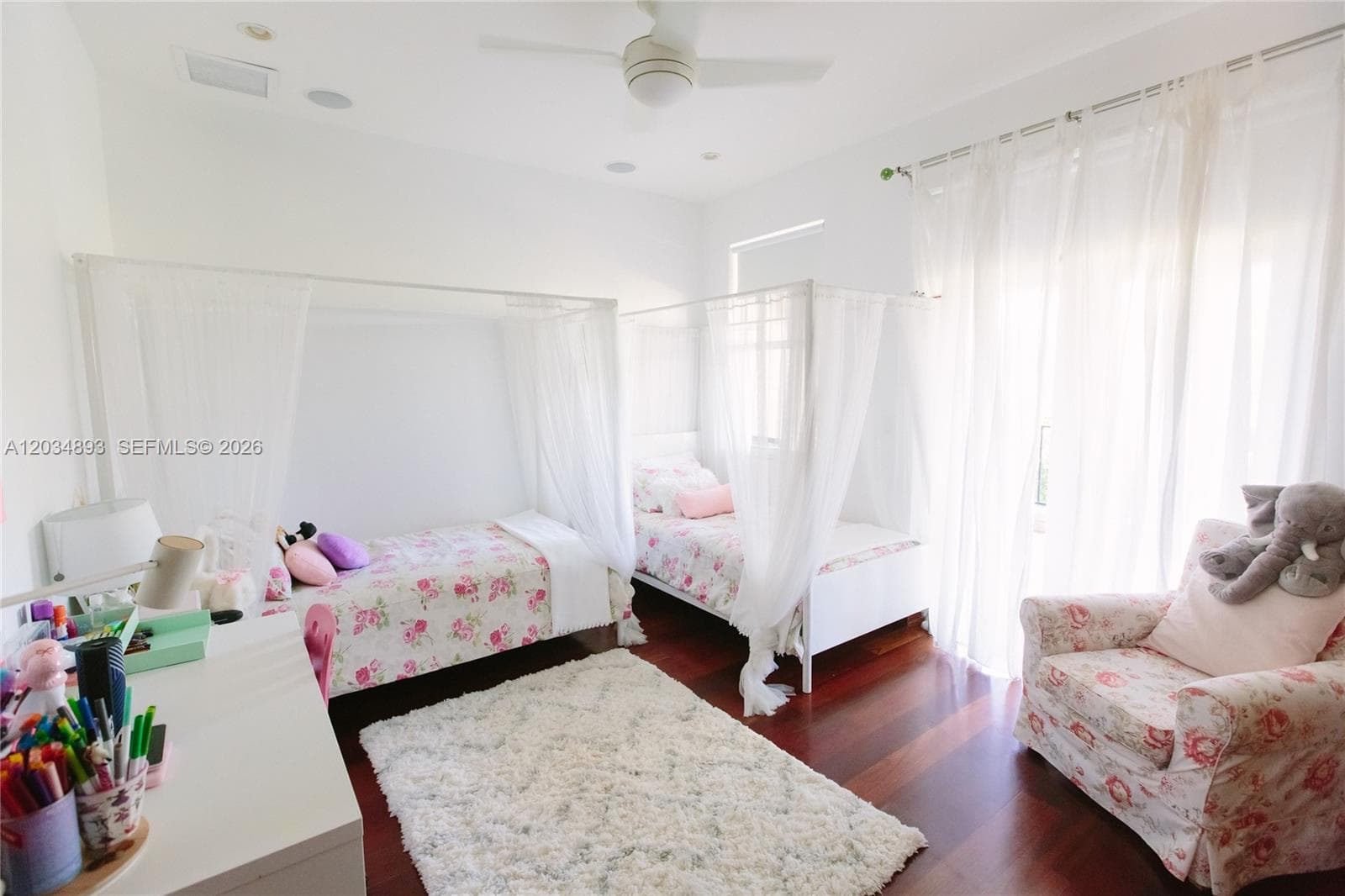 335 W Enid Dr, Key Biscayne FL 33149 — 24