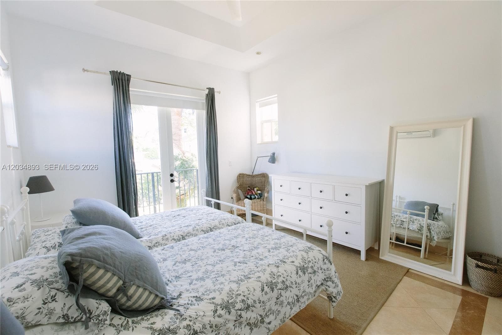 335 W Enid Dr, Key Biscayne FL 33149 — 14