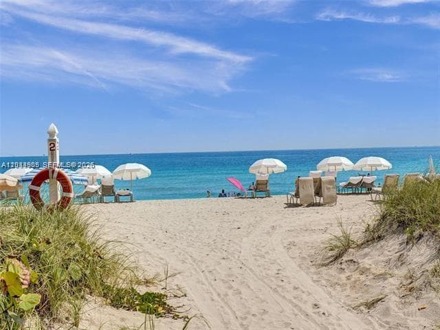 9595 Collins Ave # I, Surfside FL 33154 — 21