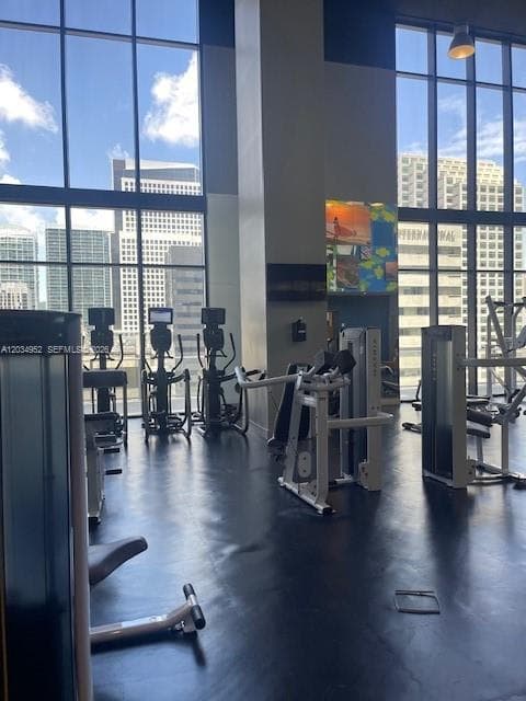 1010 Brickell Ave # 3810, Miami FL 33131 — 16