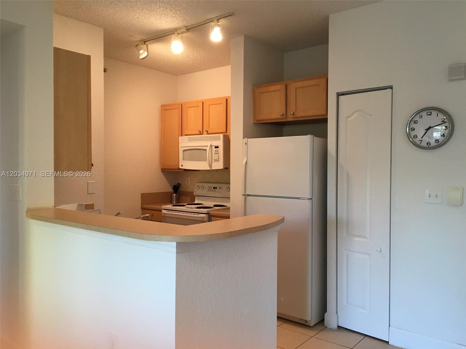 6001 SW 70th ST # 335, South Miami FL 33143 — 4